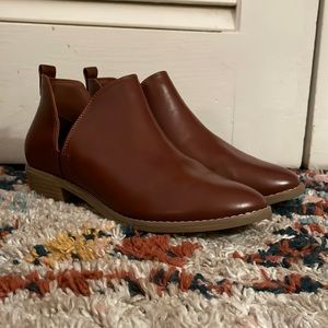 Universal Thread Booties